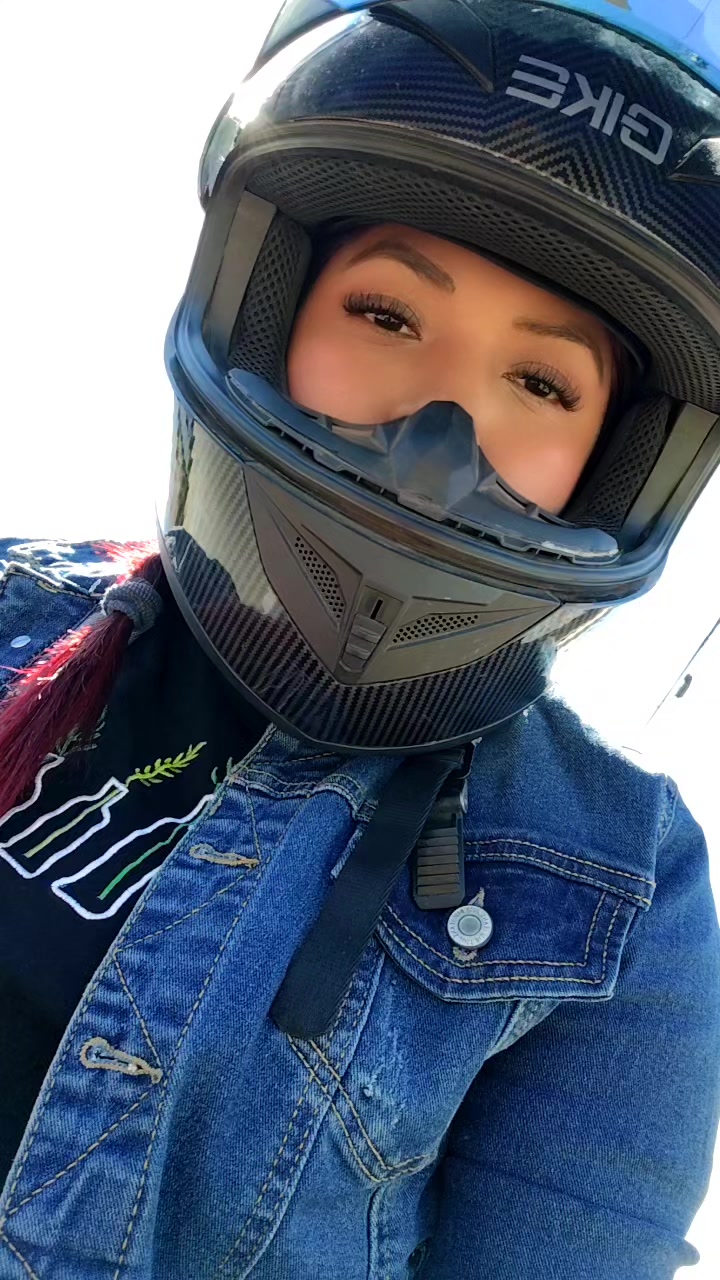 @R. Hernández