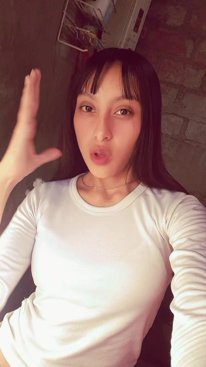 @nickii_perez