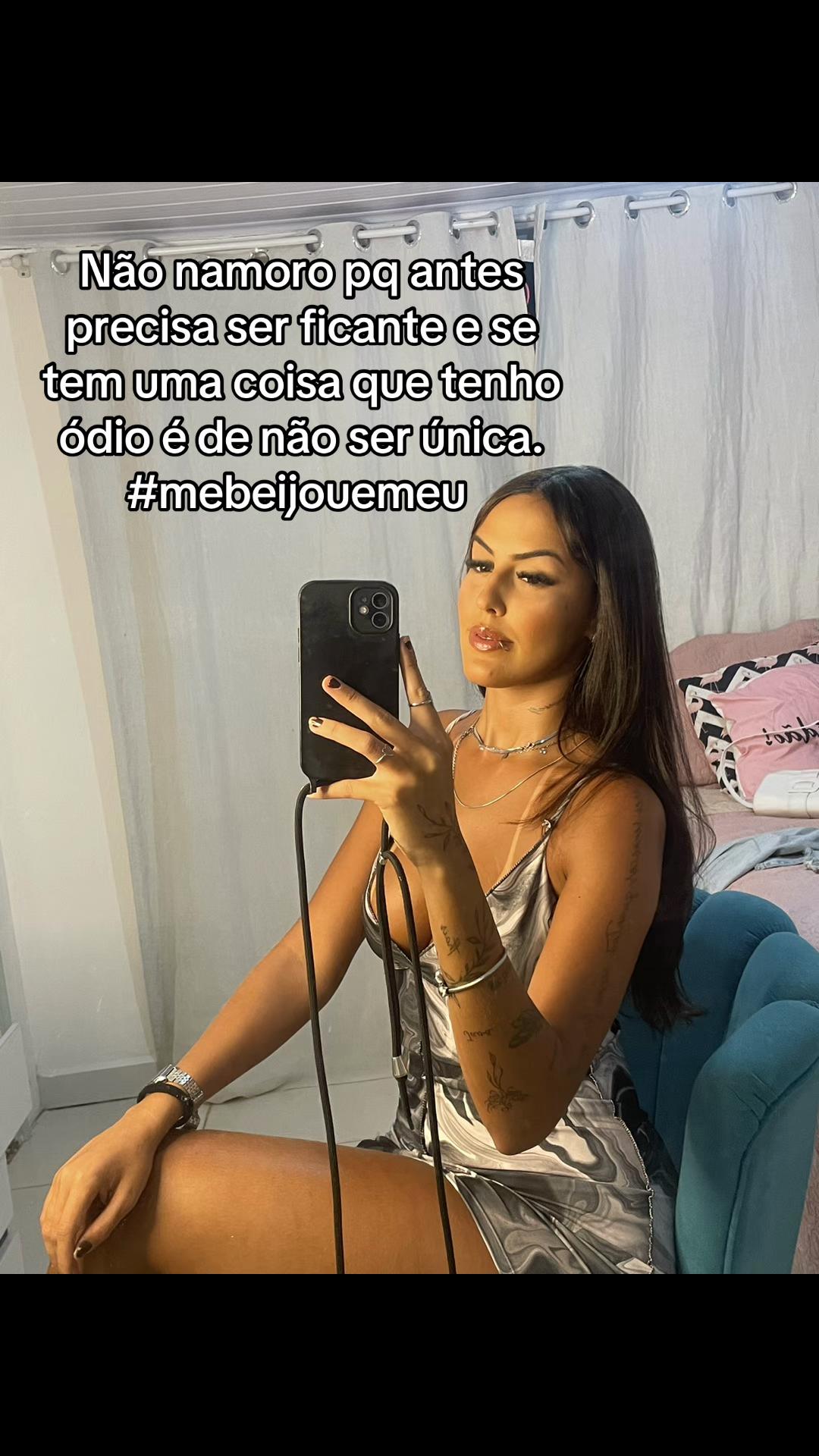 @Sim&otilde;es