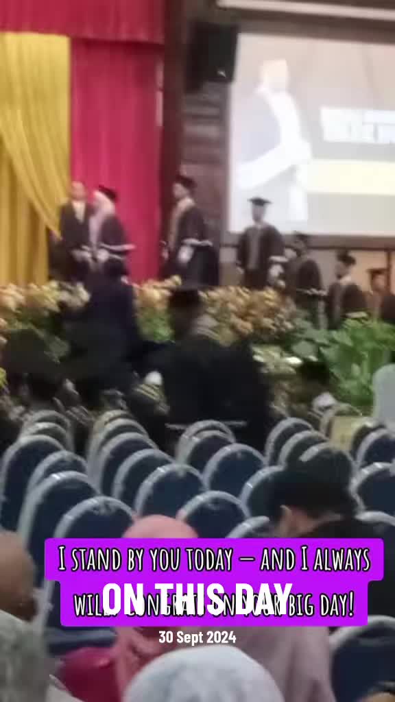 @HS ANGEL BITES