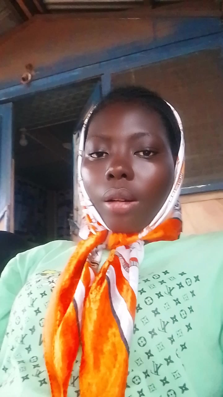 @Vero Niki 😘💐😘
