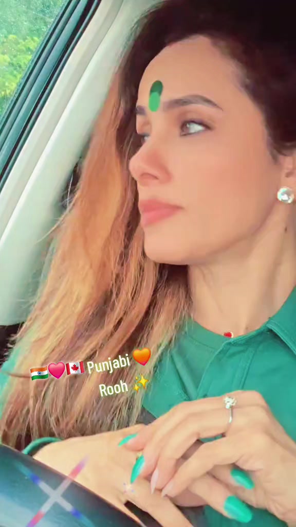 @ROOHI DHILLON🇮🇳❤️🇦🇪❤️🇨🇦