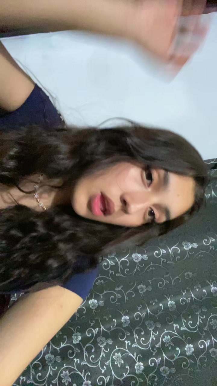 @E S T E F A N I A 🦒