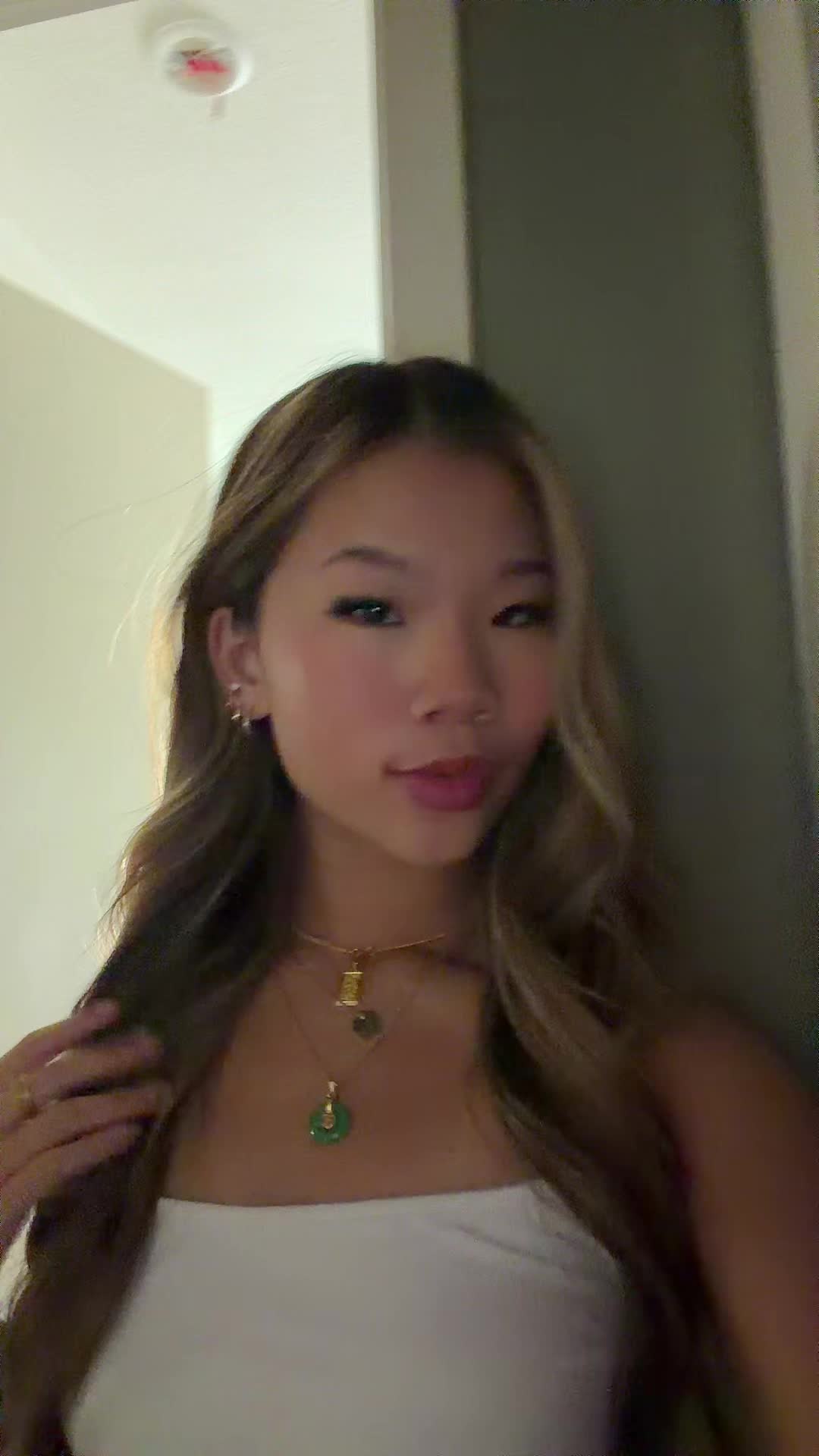 @ELLA CHAU