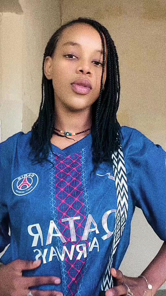 @Pretty——Linda 🫂🤤❤️🩹