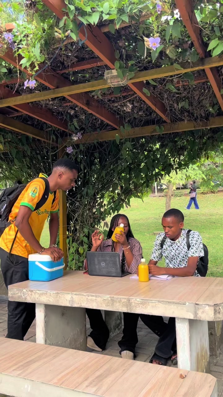 @𝐦𝐞𝐱𝐭𝐞𝐫🍍