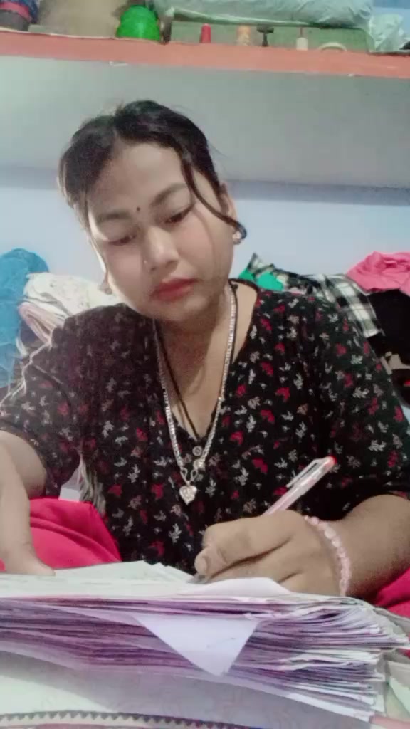 @🦋meehu-Tharuni🦋