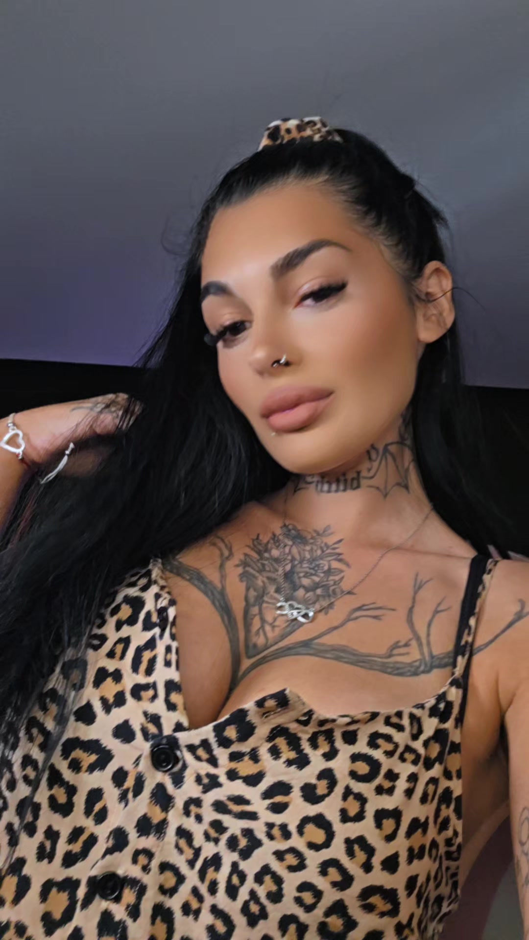 @LILITH😈