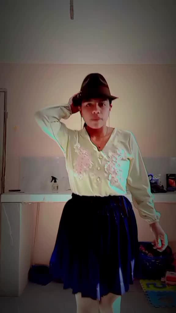 @Nellysita  ✨&hearts;︎&sup2;&sup1;A💓✨