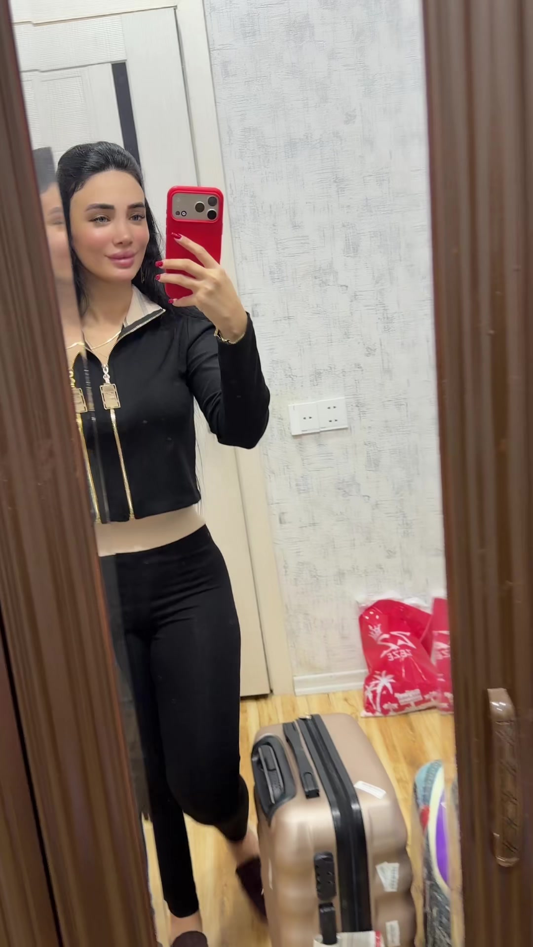 @Mavish_42