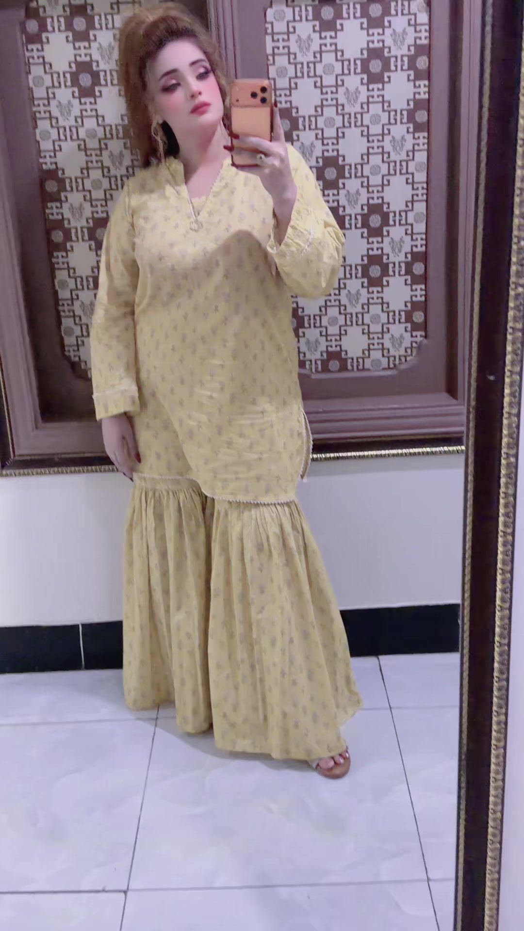 @Khoobsurat Official
