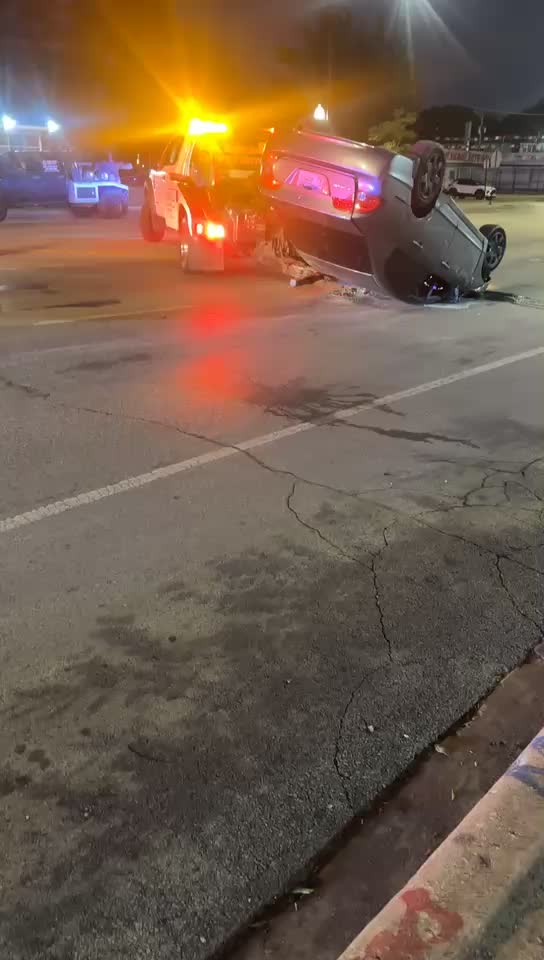 @TOW WARS CHICAGO