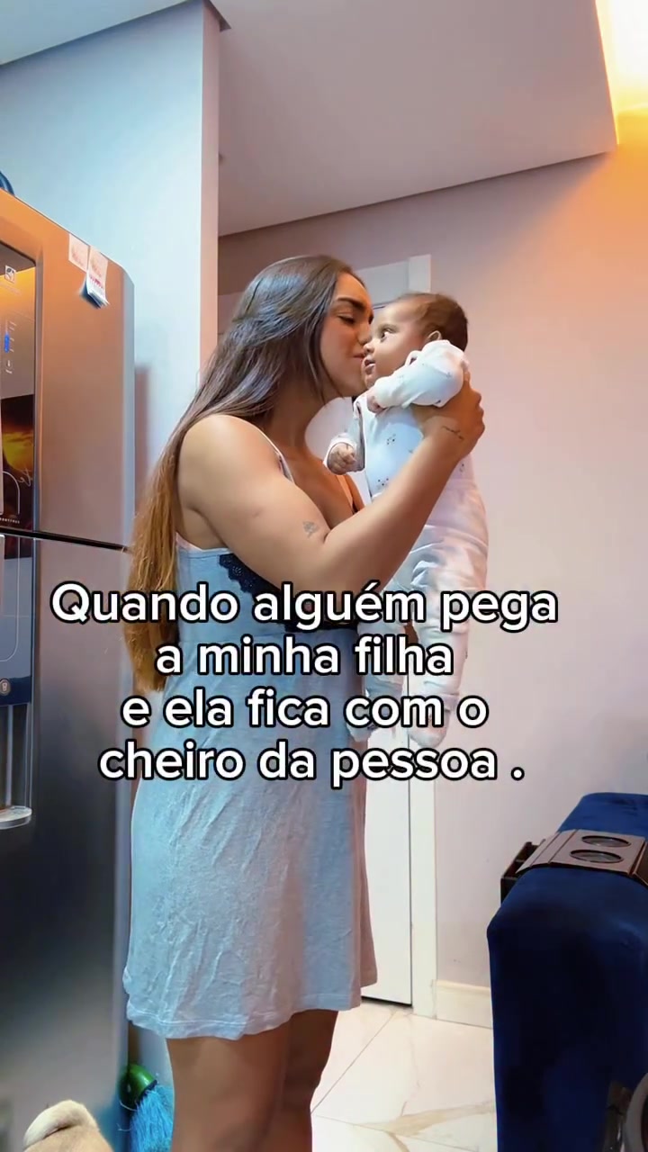 @alinemenezess26