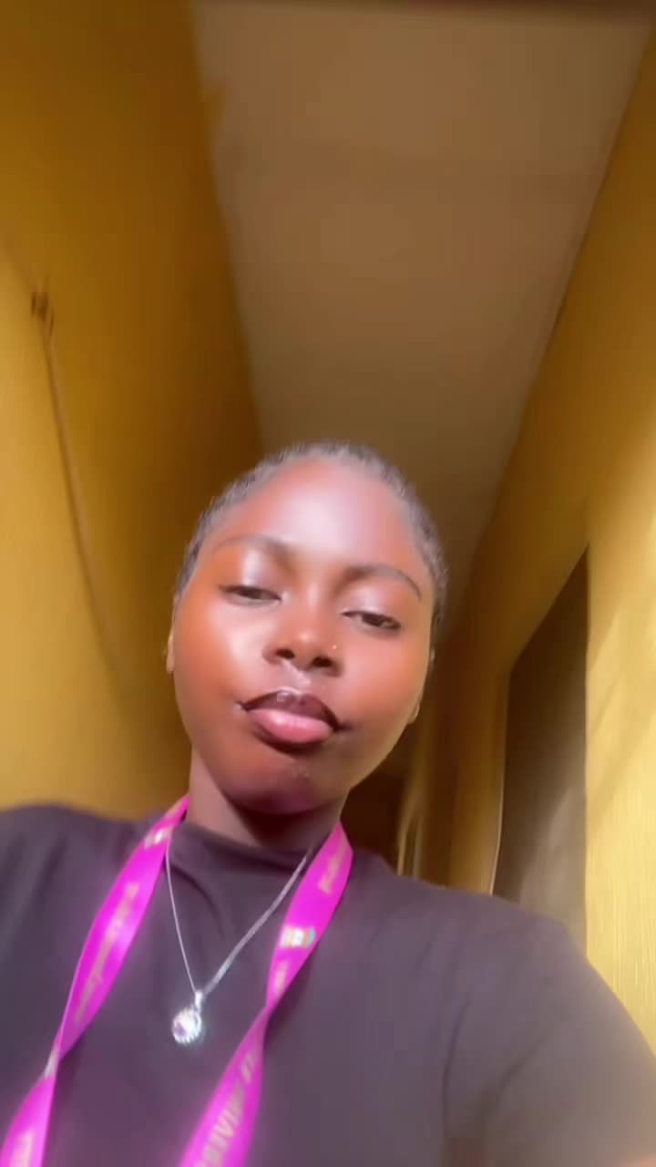 @Oyinxoxo💕