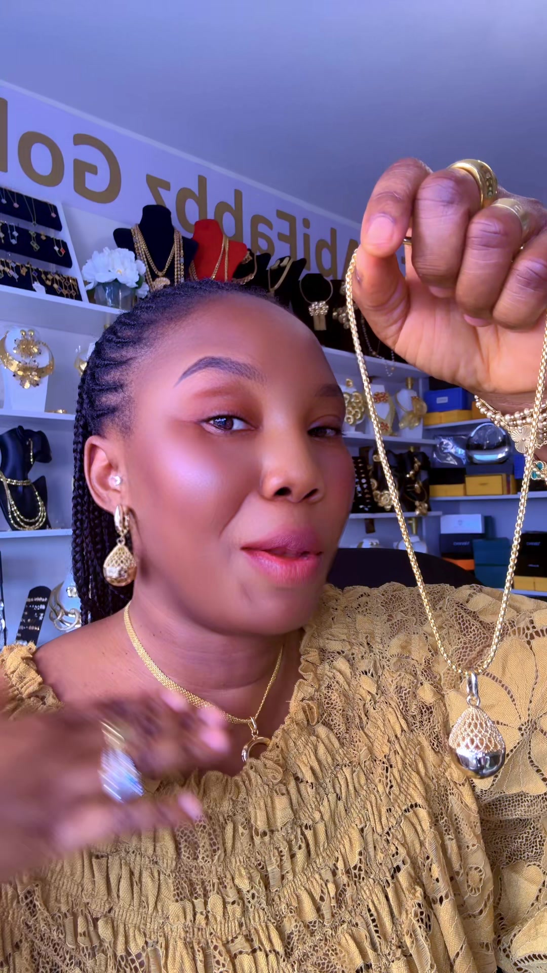 @AbiFabbz jewelry 🇨🇦🇺🇸🇬🇧
