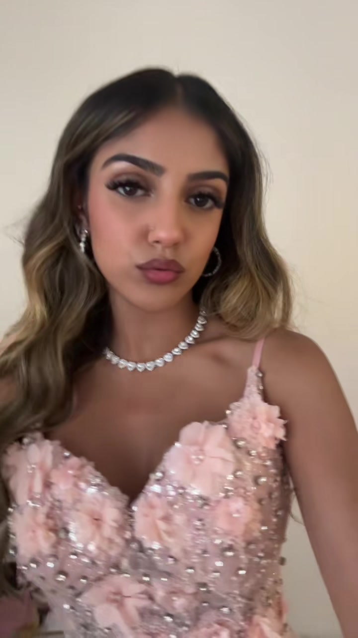@sarina🎀🥂🪩🐆✨