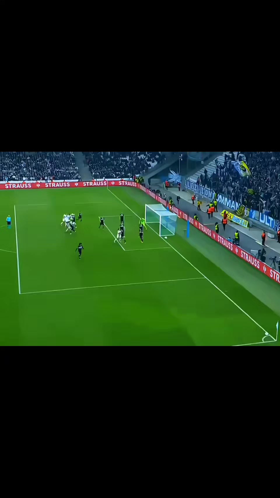 @KEVł₦.AE ⚽