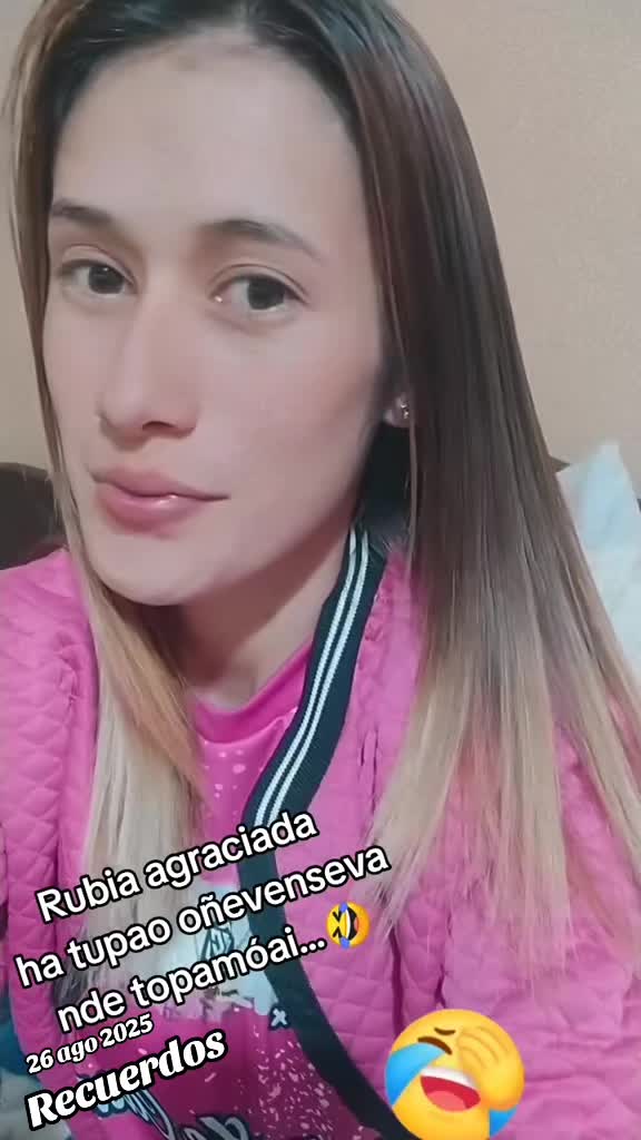 @Che Rubia ii flaquita ii😍😝🌚