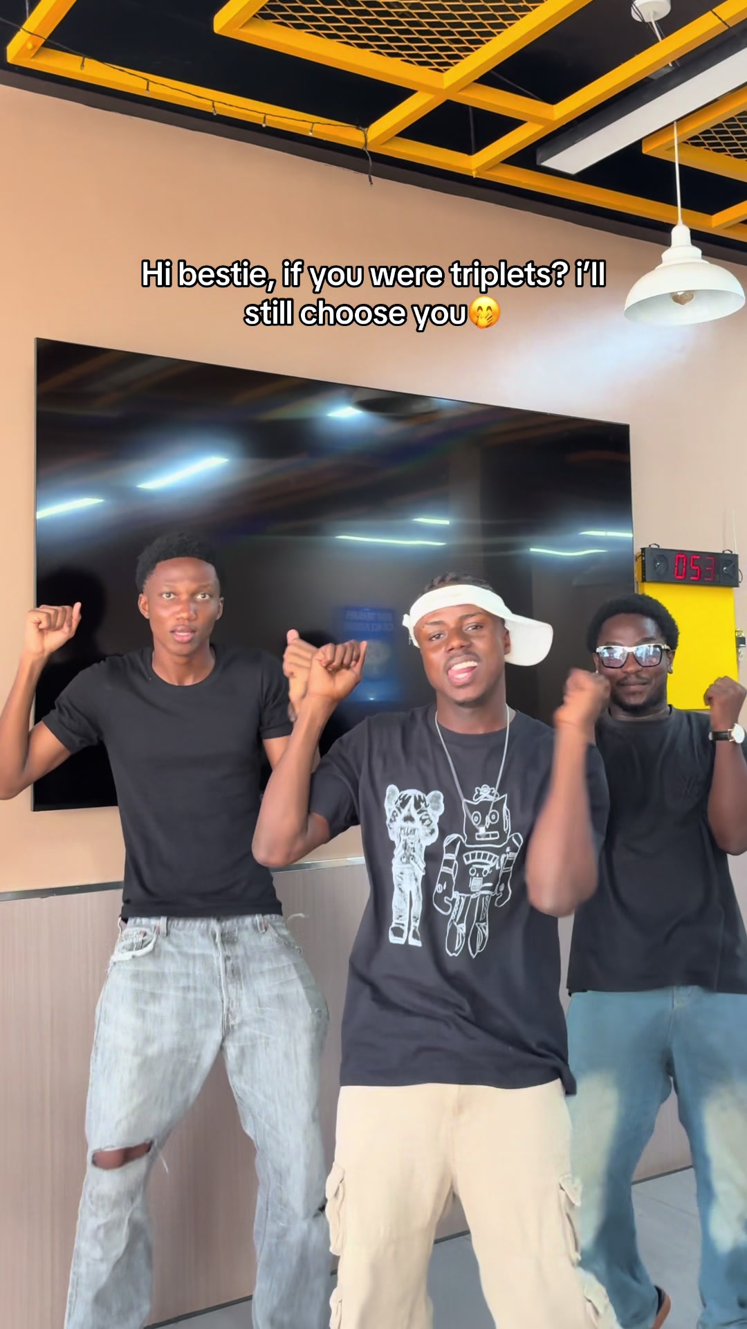 @Kwesimee