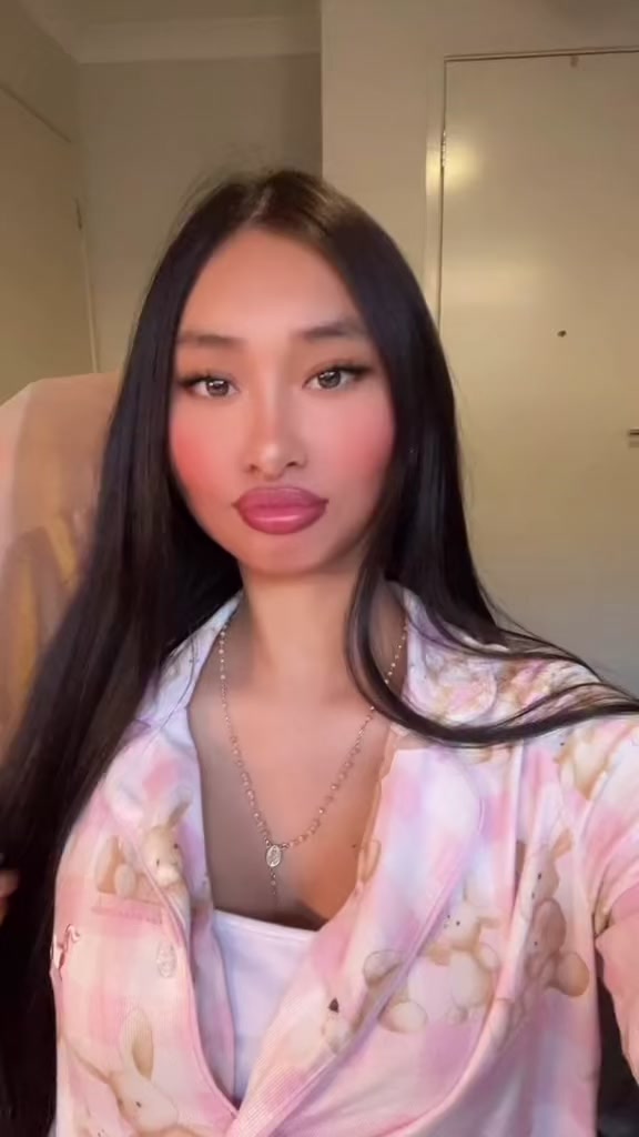 @Bella☦️