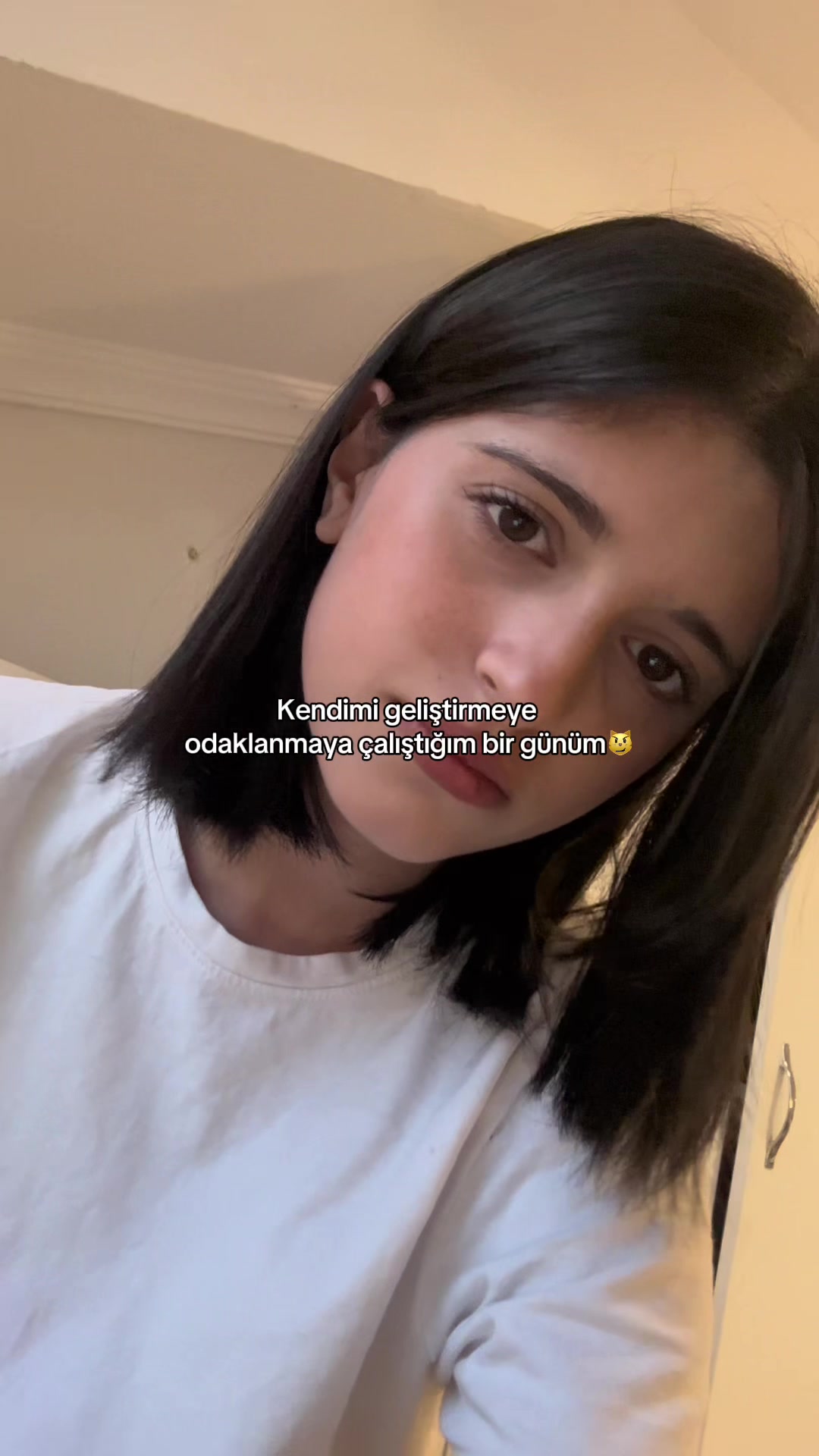 @𝐇𝐞𝐥𝐞𝐧𝐦𝐞𝐦𝐨𝐫𝐢𝐞𝐬