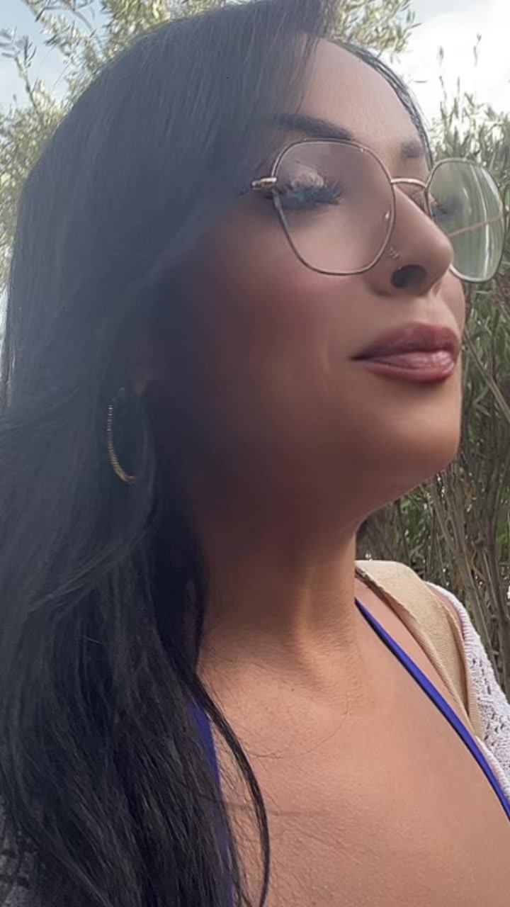 @Henda femme forte