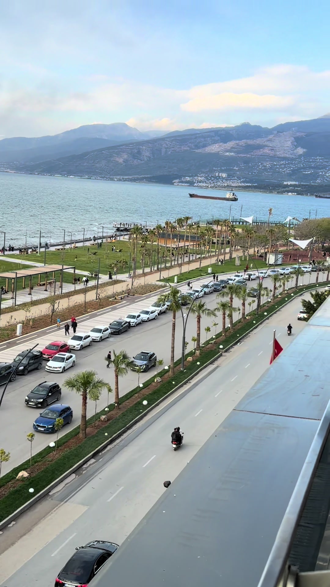 @Ali Dönmez