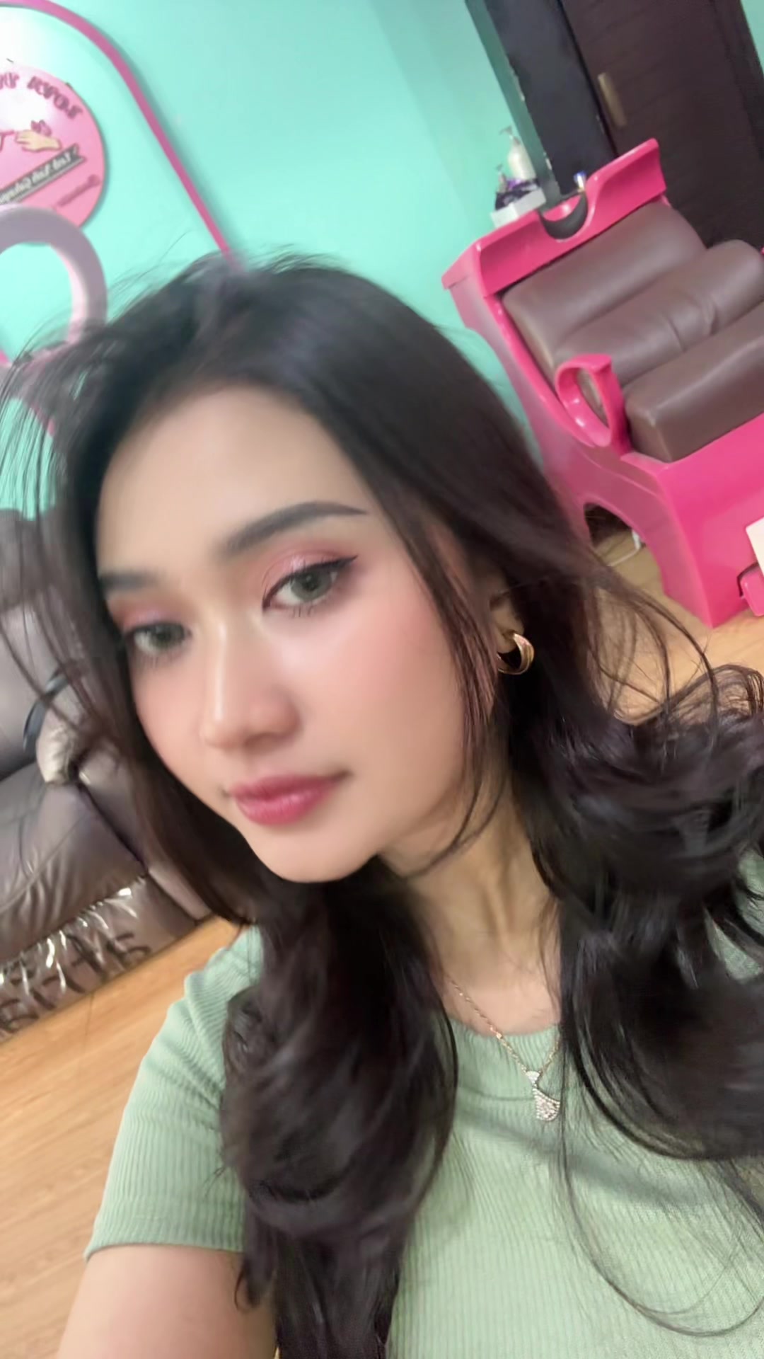@ririiana_