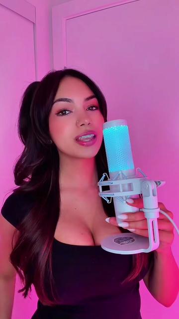 @emily kaye 🌺