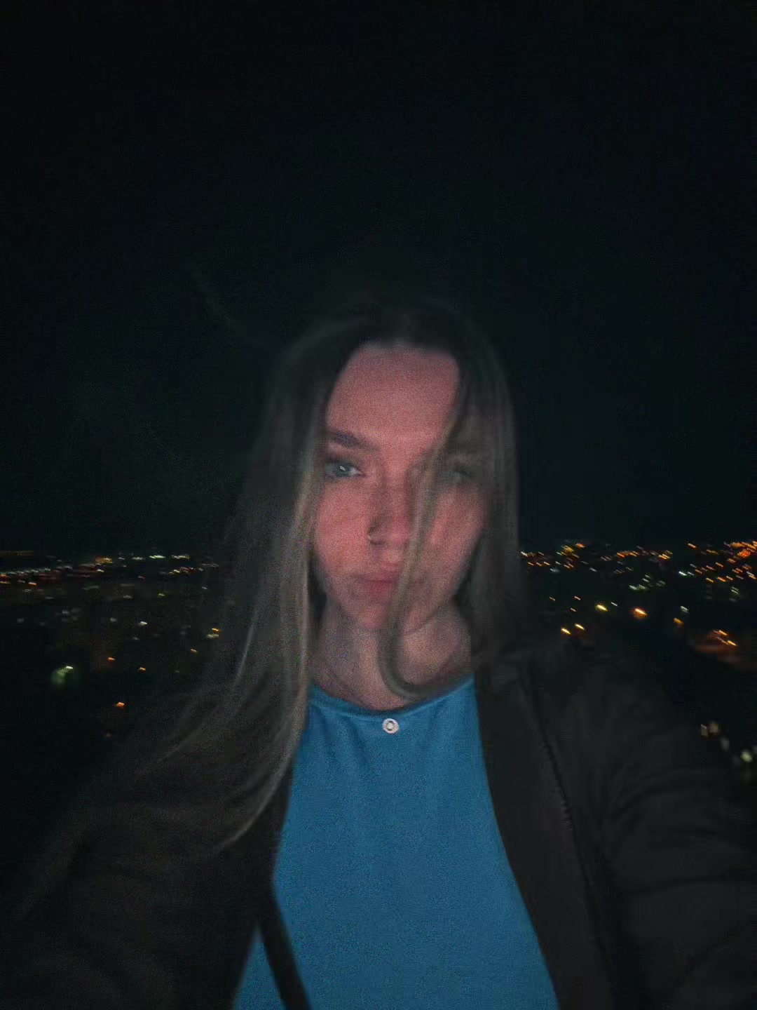 @аминка 🩷