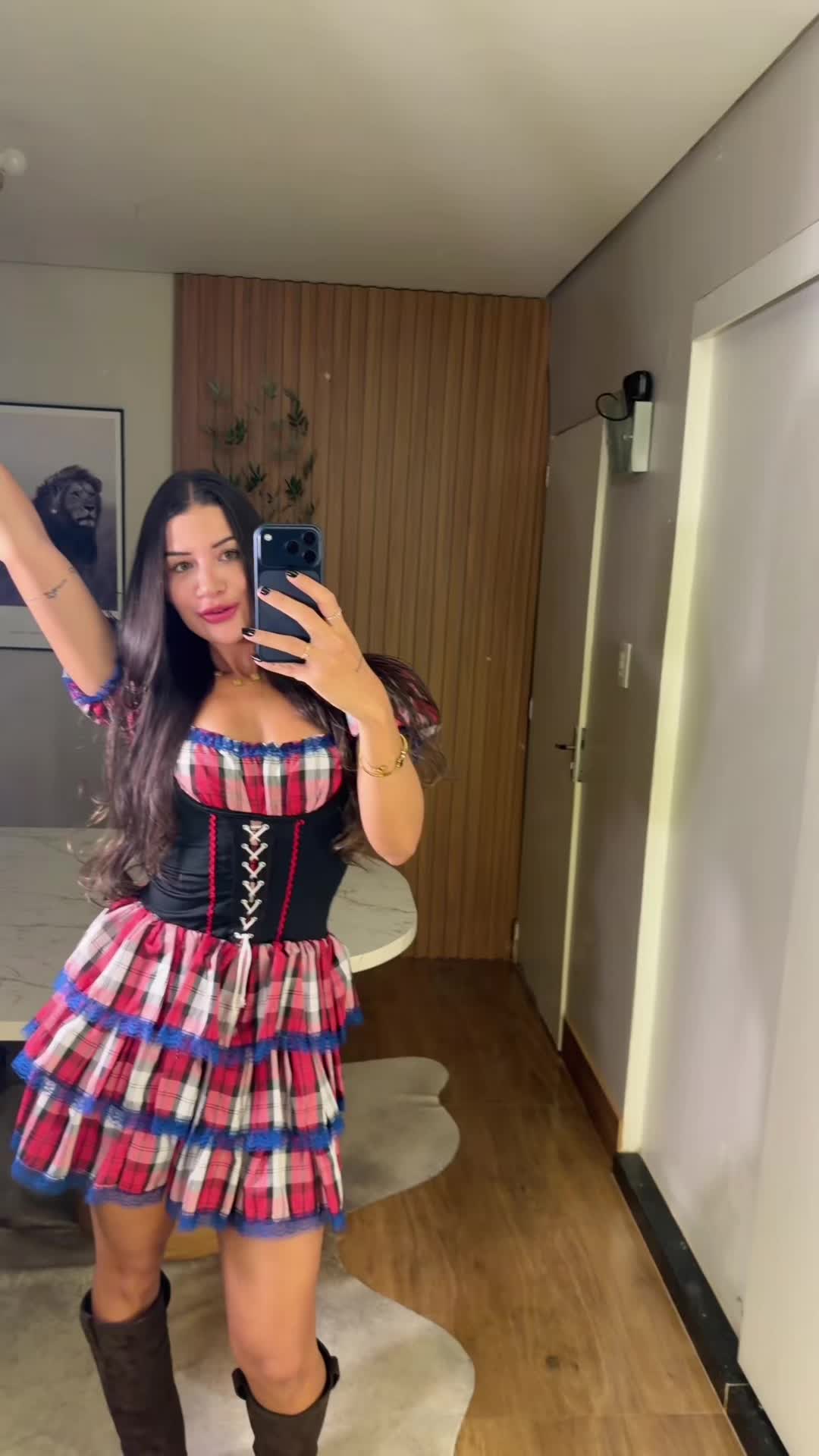 @Vit&oacute;ria Mendes