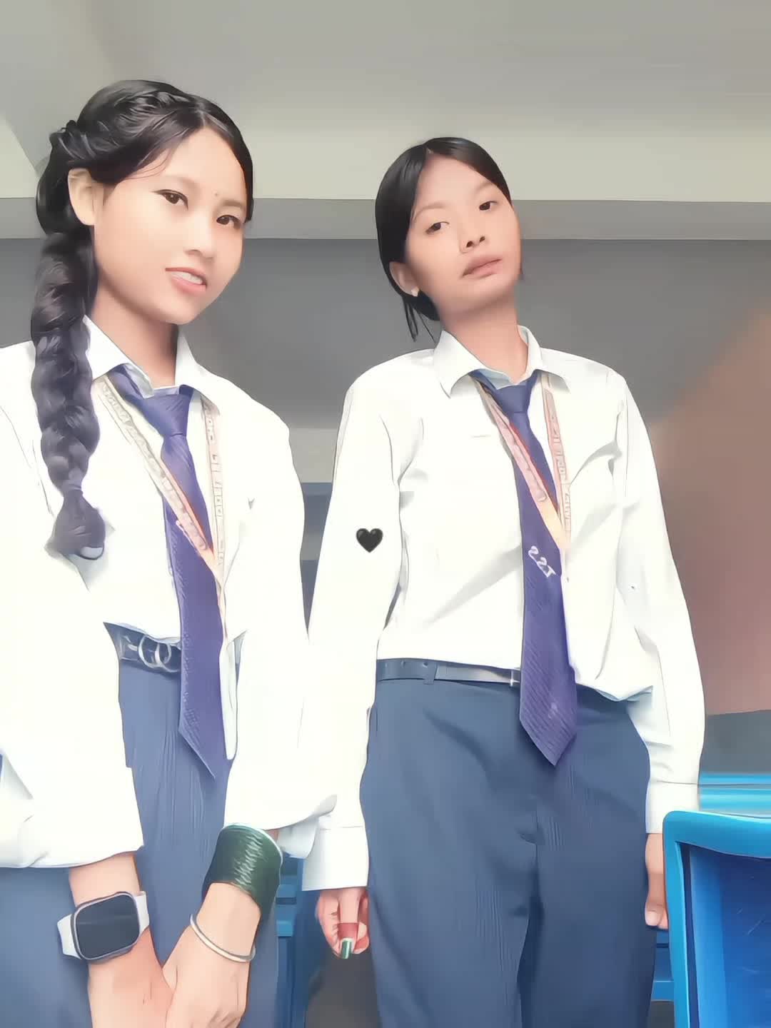 @ᥫ᭡.