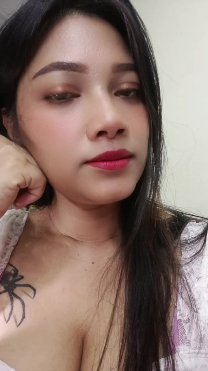@chompoo