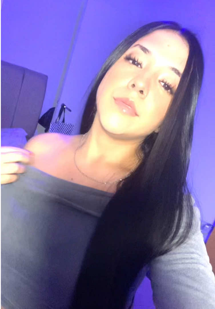 @Selena🍒