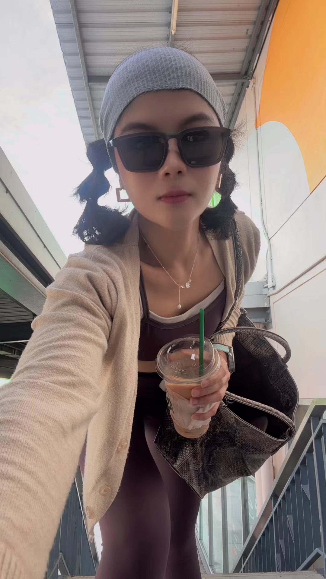 @JOY.