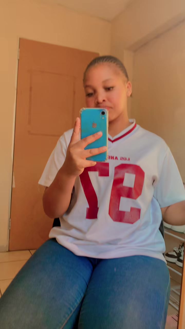 @lusandanene4