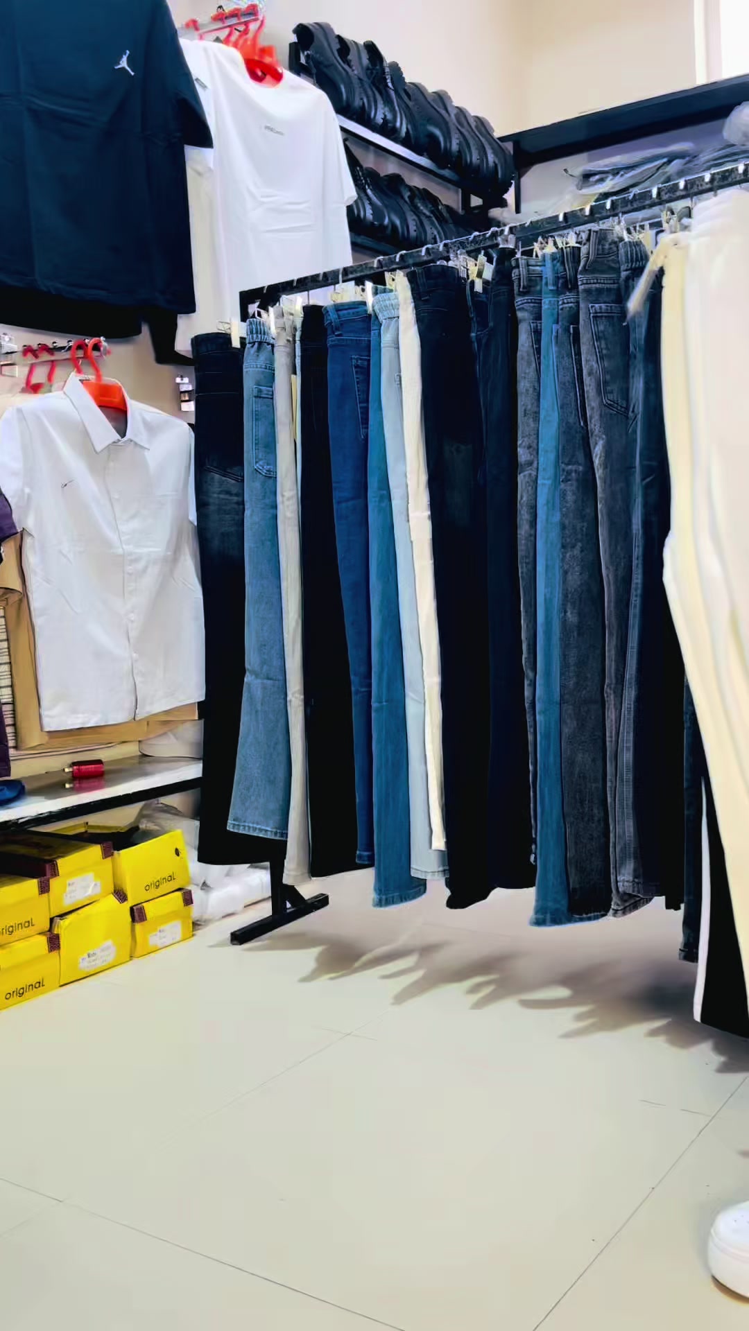 @Ruush Collection👟👞👖