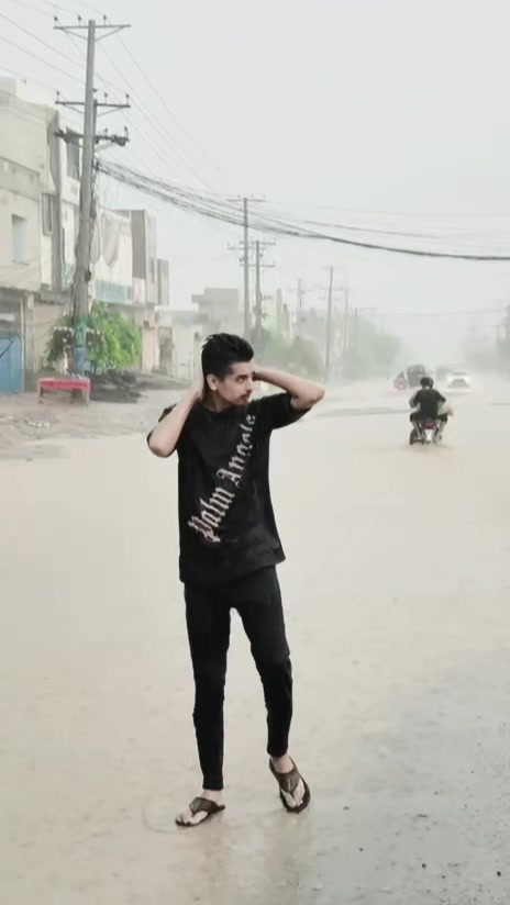 @Azaan 🧸