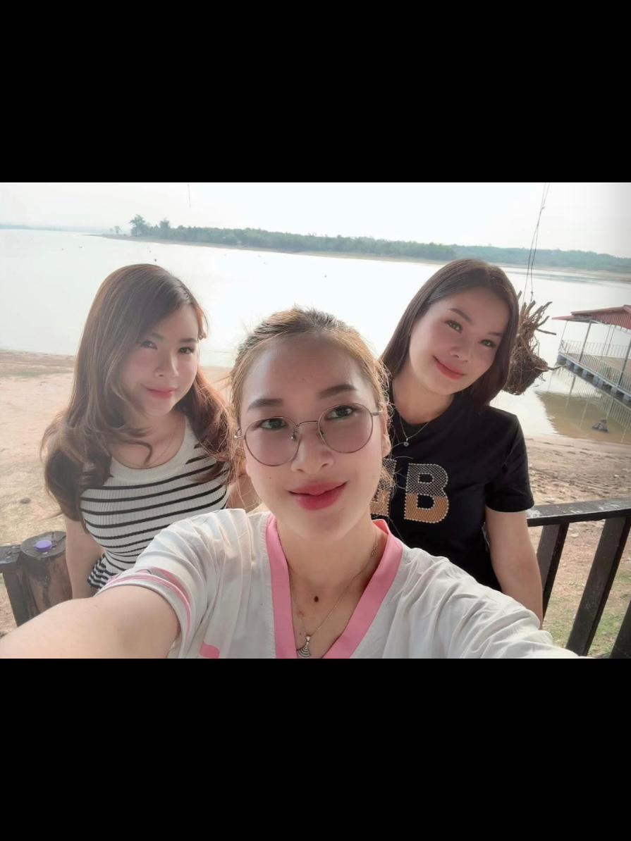 @Fon 🇱🇦