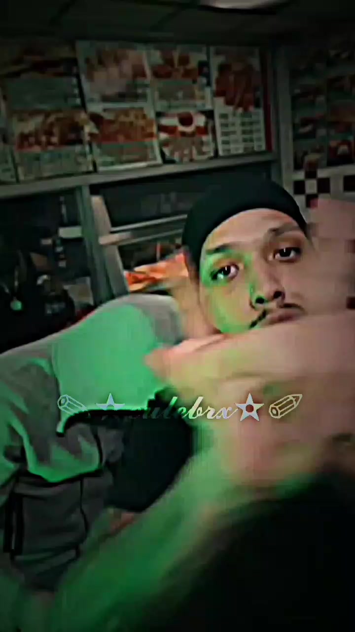 @༆✯𝓒𝓾𝓵𝓮𝓫𝓻𝔁✯༒🧤💚🍍