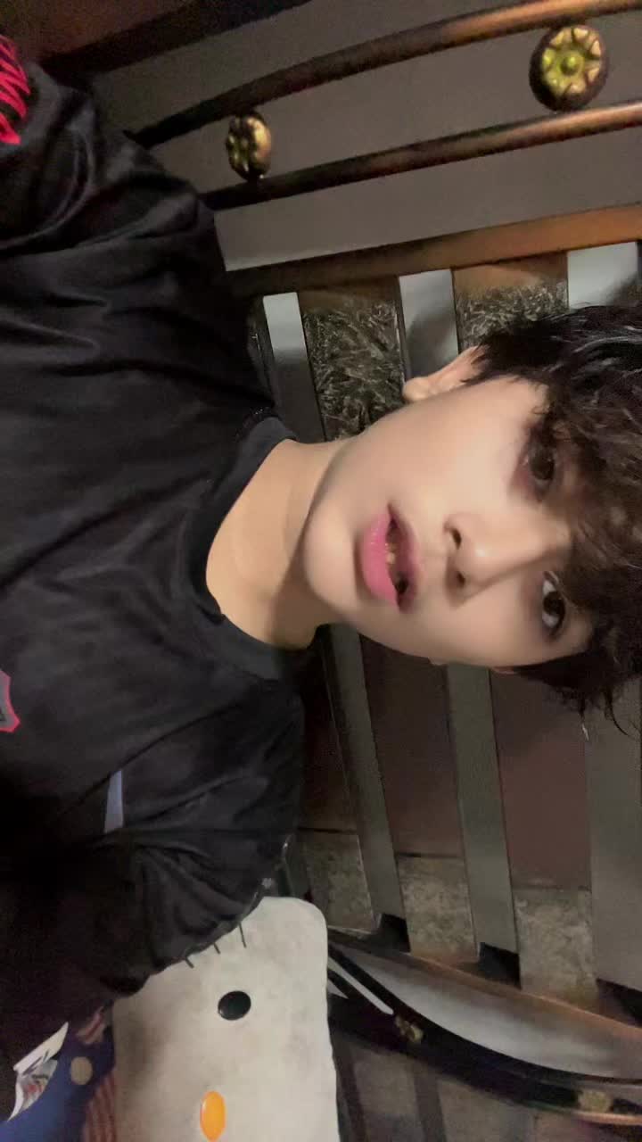 @😍