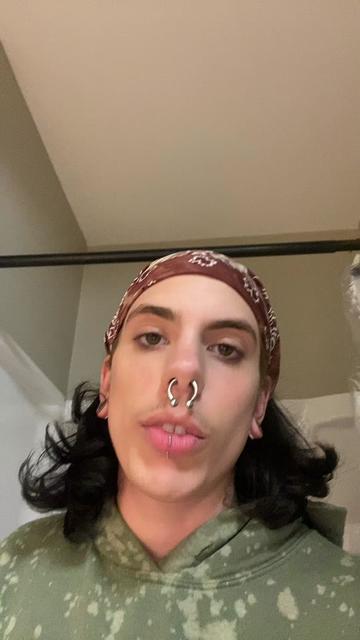 @🦐