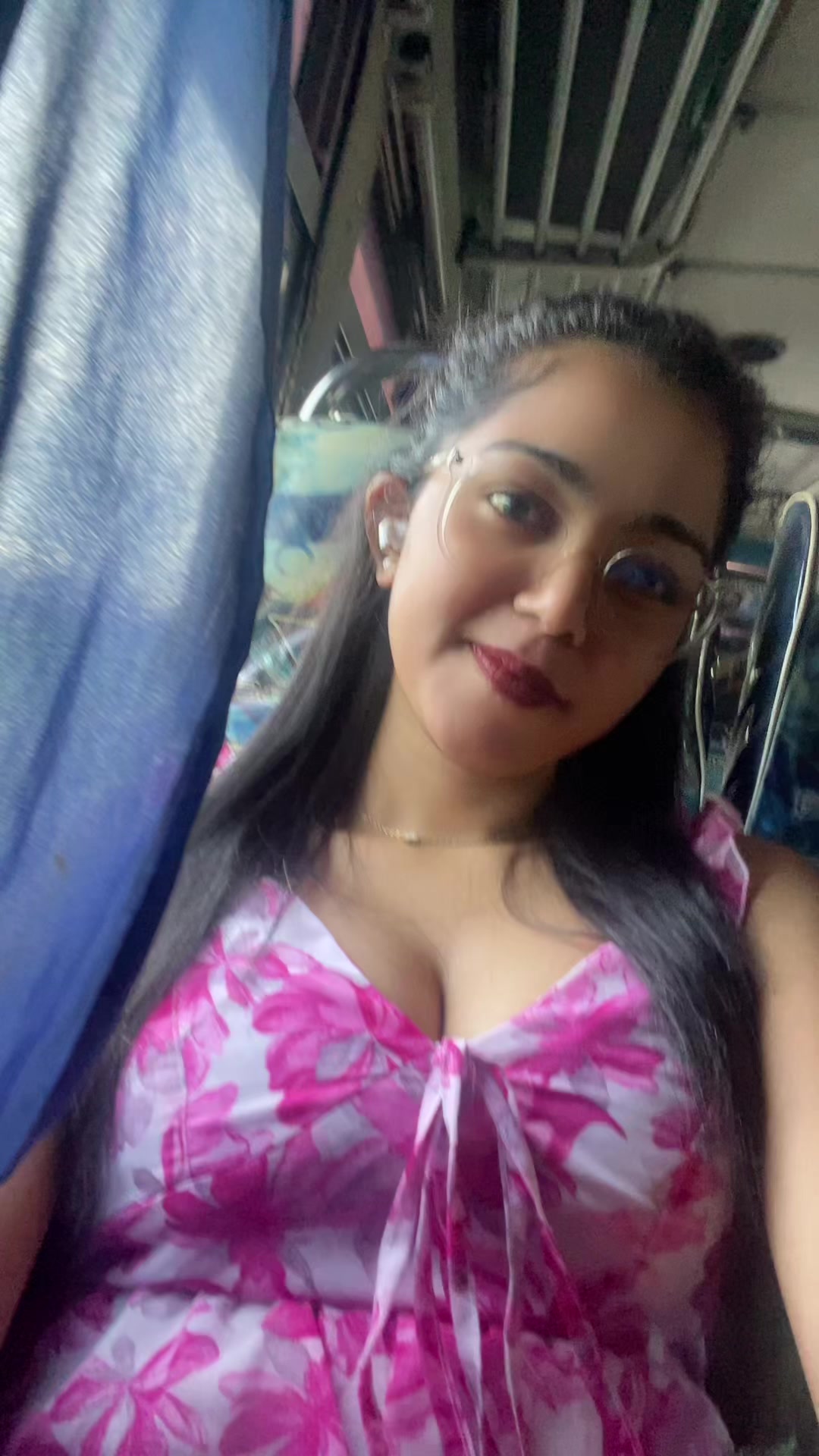 @Yashu 😗🌚💕