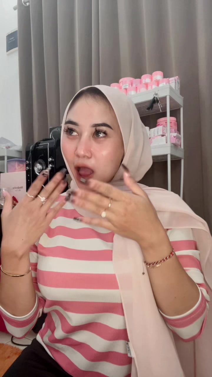 @momon 2