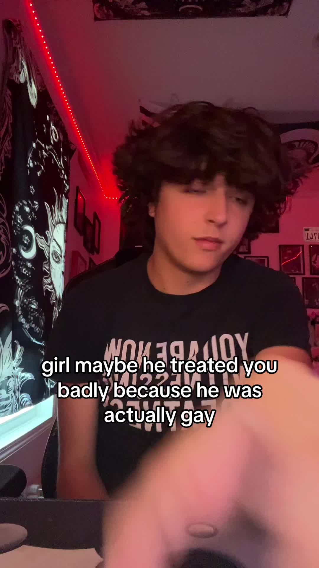 @T