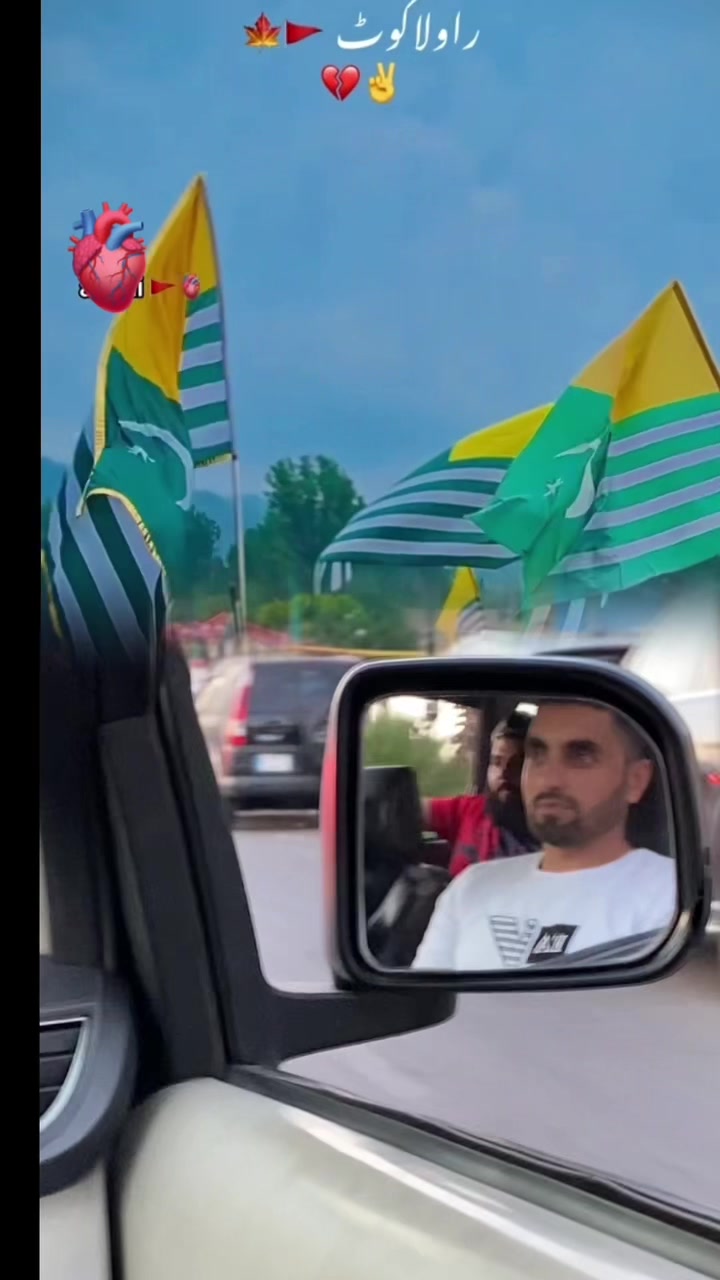 @&Aring;QẼėŁ