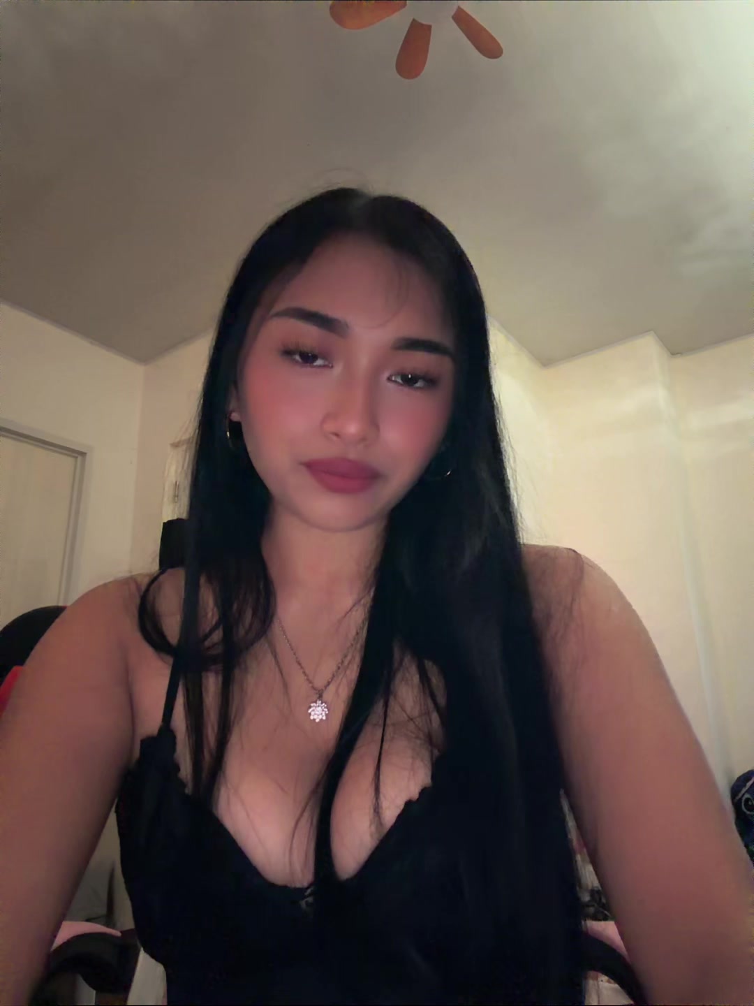 @Angelayaay -IG