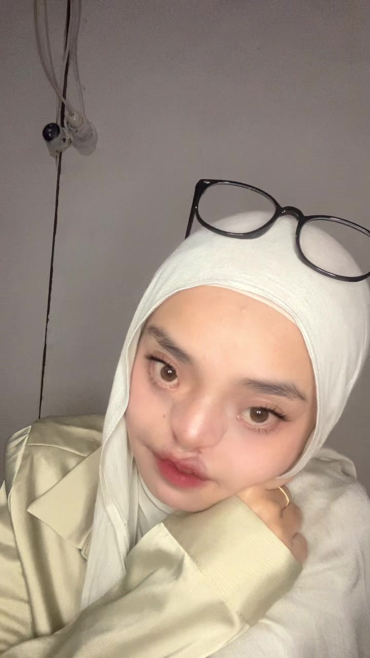 @Raaciil
