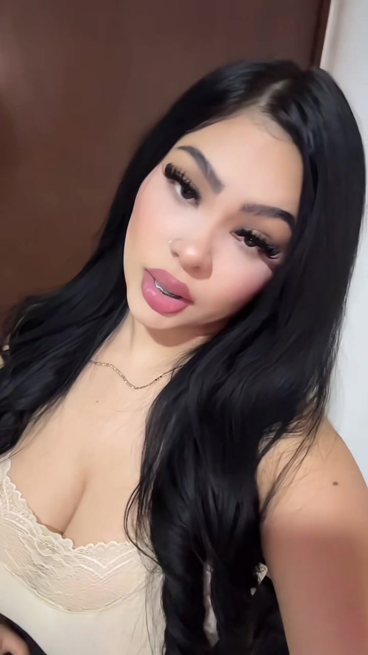 @𝒜𝓃𝒹𝓇𝑒𝒶