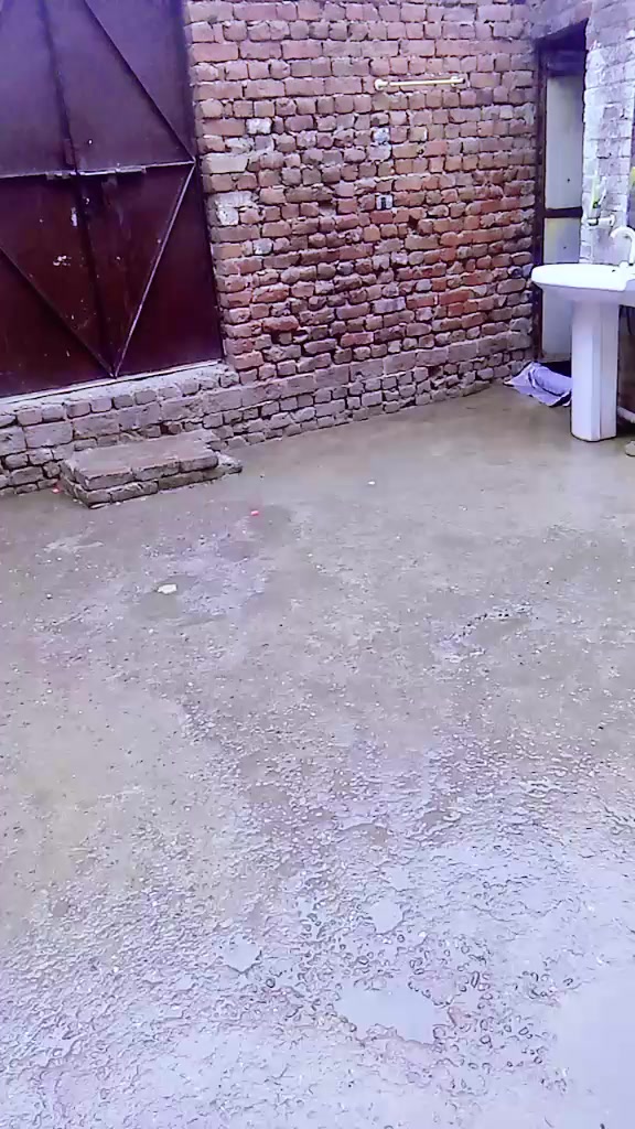 @Butt G